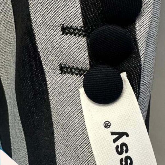 Men’s Black or Gray Two and Two piece Suits 48S–50S Brand New - Picture 3 of 3